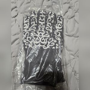 Temp-Tations Gray and Cream Patterned Fabric